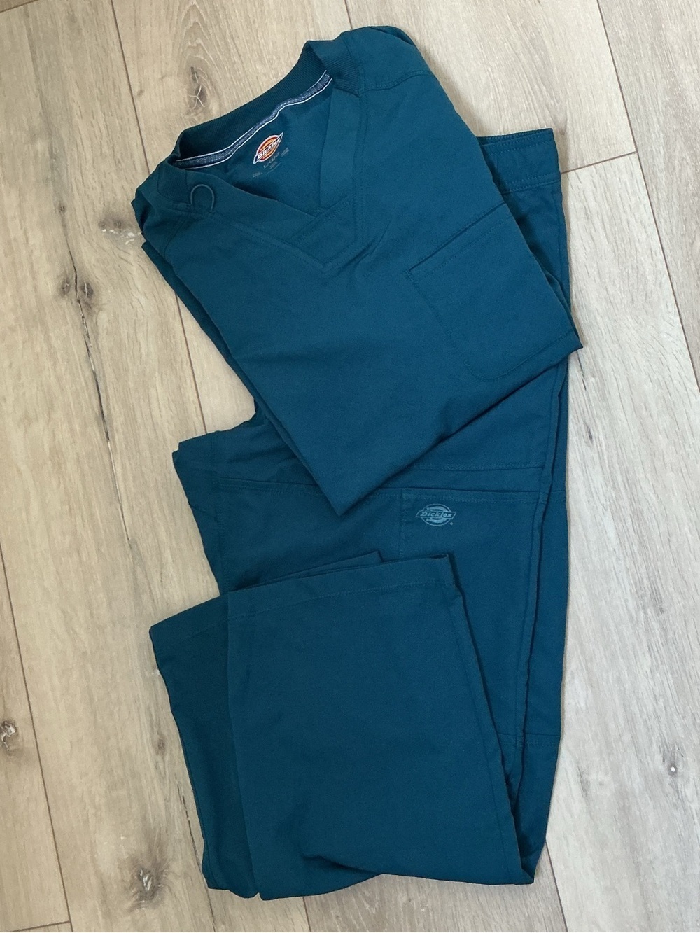 Dickies Teal Wide-Leg Medical Scrub Pants - Picture 7 of 7